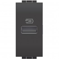 Caricatore USB con una porta Tipo A 15W 1 modulo BTicino Living L4191A