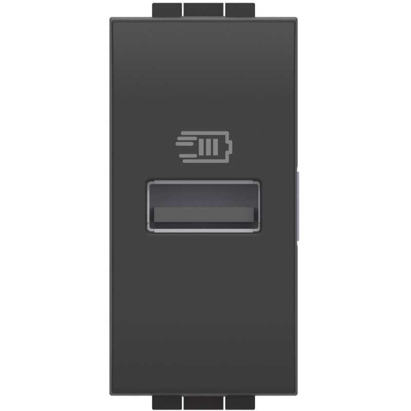 Caricatore USB con una porta Tipo A 15W 1 modulo BTicino Living L4191A